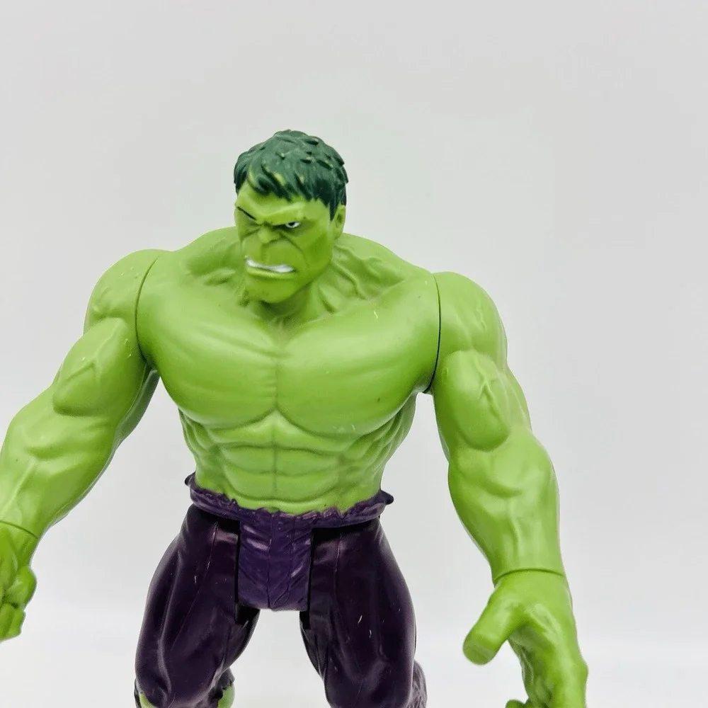 Hulk Action Figure Titans Hero Series 12